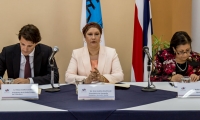 An international forum and peer review indicate the need for a governing institution for social policies in Costa Rica